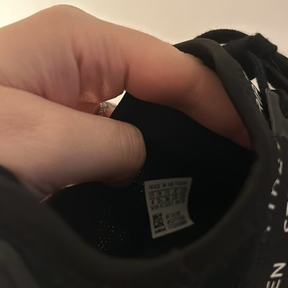 Adidas NMD R1 Berlin Black Adidas NMD Travel Pack Berlin Adidas Boost - Picture 11 of 11